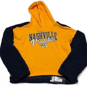 NWT NHL Nashville Predators Long Sleeve Sherpa Sweatshirt Size 10/12 Youth Girls